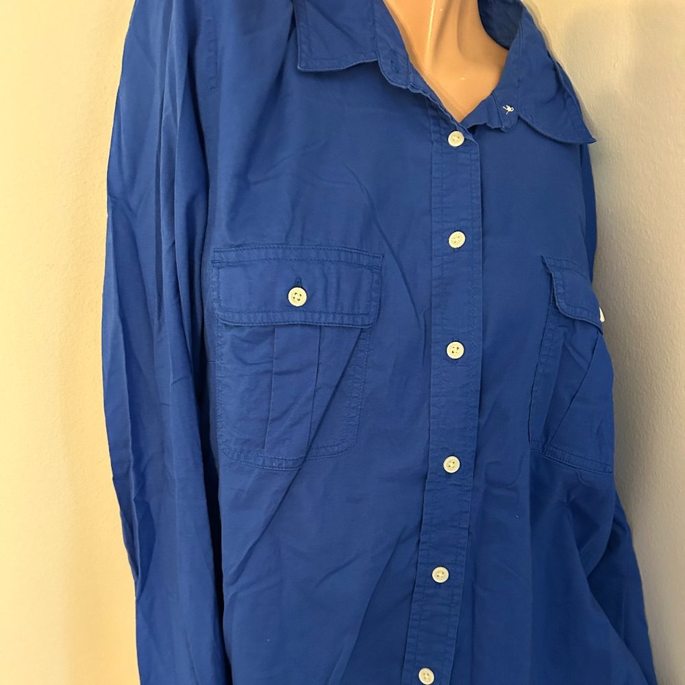 Gap Fitted Boyfriend Button Down Blouse - image 2